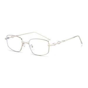 Fashionable New Men's and Women's Outdoor Travel Anti-Blue Metal Square Sunscreen <b>Sunglasses</b> - Product Image 6