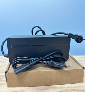 Chargeur de vélo électrique 4 broches de haute qualité pour Mahle X35 / MDA - Compatible avec les batteries Cannondale Obera GT <span class=keywords><strong>Lapierre</strong></span> Merida ESilex - Product Image 2