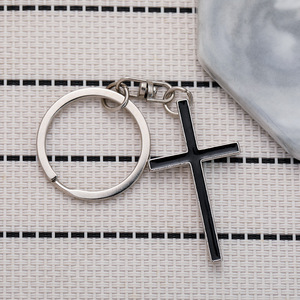Llavero de moda 2026 con cruz religiosa, colgante decorativo para bolso, amuleto de cruz en blanco y negro - Product Image 3