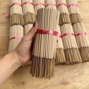 <span class=keywords><strong>Incenso</strong></span> in bastoncino di bambù da 8 pollici (20cm) inodore e fragrante fatto di puro <span class=keywords><strong>incenso</strong></span> <span class=keywords><strong>naturale</strong></span> e aromaterapia - Product Image 2