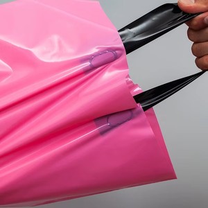 Sacs de courses en plastique LDPE personnalisés avec logo imprimé, réutilisables, écologiques, avec poignée, pour boutique, de la marque YC Professional Carry - Product Image 5