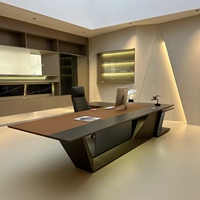 Ensemble bureau et chaises de direction modernes modulaires en bois massif haut de gamme de luxe léger