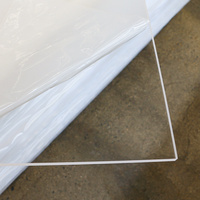 Plaque acrylique transparente légère haute résistance 6mm 8mm 10mm 20mm Panneau PMMA pour vitres de voiture et pare-brise de bateau