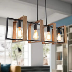 Luminaire suspendu rectangulaire en bois rustique et métal noir de 36 pouces, 4 lumières, design de ferme pour îlot de <span class=keywords><strong>cuisine</strong></span>, lustre industriel - Product Image 4