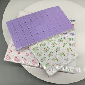 Set di Tessere Mahjong Americano Rosso Inciso a 4 Strati in Acrilico Pieghevole Automatico da 160 Pezzi per Serate di <span class=keywords><strong>Gioco</strong></span> in Famiglia e Intrattenimento - Product Image 3
