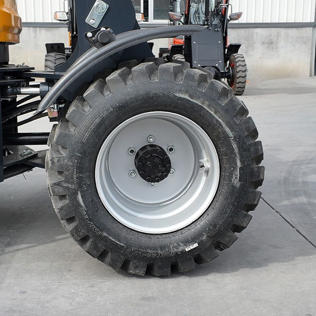 Heavy-Duty Hydraulic Excavator HE-136