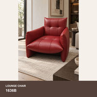 Fauteuil d'appoint moderne rouge rembourré, style cuir, fauteuil lounge à assise profonde, chaise de détente pour salon et coin lecture