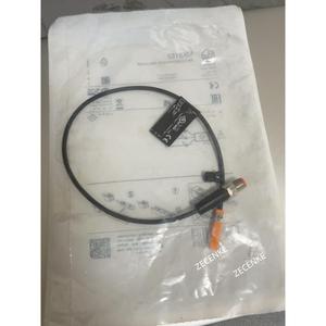 Nuevo Sensor de Cilindro con Ranura en T IFM MK5152 MKT3028BANKG/G/0,3M/ZH/ASR, 10...30DC, 1 Unidad - Product Image 1