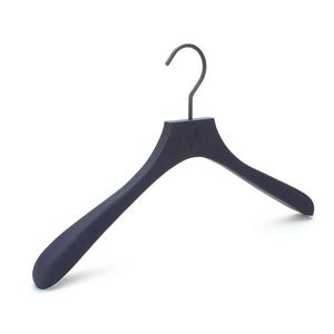 Cintre de <span class=keywords><strong>boutique</strong></span> de luxe en bois massif de haute qualité naturel <span class=keywords><strong>Boutique</strong></span> or accessoires cintre pour magasin - Product Image 4