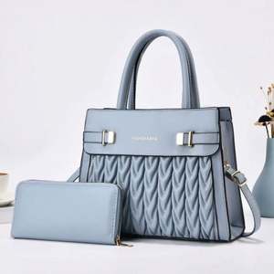 Bolso de mano para mujer de piel sintética pequeño y moderno - Product Image 5