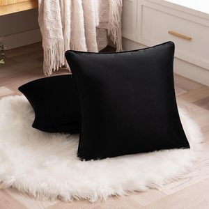 Sarung Bantal Beludru Hitam 20 x 20 Inci, Sarung Bantal Dekoratif Mewah Modern dengan Pinggiran Emas - Product Image 3