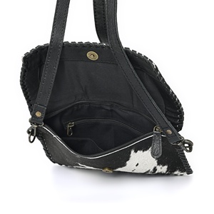 กระเป๋าหนังวัวแท้ทำมือ ดีไซน์หรูหรา สะพายข้างหรือสะพายไหล่ พร้อมซิปปิด - Product Image 4