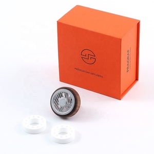 Ambientador de Coche de Lujo Personalizado 2025, Clip de Ventilación de Aleación de Aluminio, Iluminación Ambiental, Diseño Elegante, Fragancias de <span class=keywords><strong>Colonia</strong></span> de Limón, Tipo Gel - Product Image 1