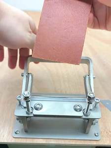 DIY Leder-Spalt- und Schälmachine-Set mit Prägewerkzeug und manuellem Leder-Schäler - Product Image 3