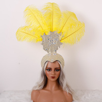 Coiffe personnalisable en plumes de couleur avec décoration étoile en strass pour la danse de la samba, les défilés, les costumes de fête et les spectacles