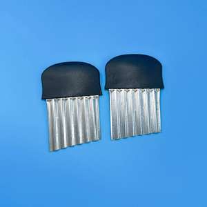 Couteau à pommes de terre créatif en acier inoxydable à dents de loup ondulées, coupe-légumes multifonctionnel, facile à nettoyer, gadget de cuisine pour frites - Product Image 1