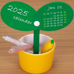 ปฏิทินตั้งโต๊ะ DIY ปี 2025 ลายดอกไม้ น่ารัก ตกแต่งโต๊ะทำงาน พร้อมที่ใส่ปากกาอเนกประสงค์ - Product Image 4