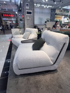 Sofá Esquinero Minimalista de Dos Plazas con Tapicería de Tela y Patas de Madera Personalizables, Diseño Italiano, Decoración Elegante para Sala de Estar u Hotel - Product Image 5