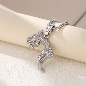 HB580 Nuevo Modelo 2026, Collar con Colgante de Cocodrilo, Cadena de Acero Inoxidable Dorada, <span class=keywords><strong>Negra</strong></span> y Plateada, Moderna y Sencilla para Hombre - Product Image 4