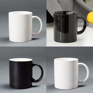 Color blanco tazas con cuchara para magicas de colores de cerámica 11 oz por mayor blancas tazas para sublimar - Product Image 5