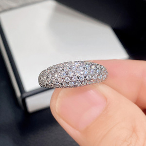 Anello dal Design a Fascia Intera, Stile Elegante, Anello da Dito per Donne - Product Image 4