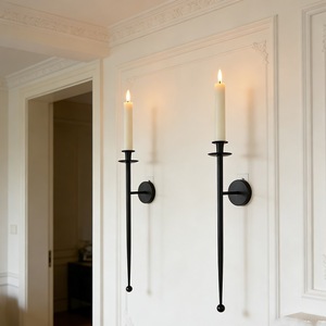 Porte-bougie conique en métal fait main de style américain pour centre de table, décoration intérieure et présentation d'événements - Product Image 3