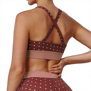 Sujetadores deportivos personalizados con logo para mujer, a prueba de golpes, para gimnasio y fitness, con lunares plateados, estilo Get Together, lencería sexy de yoga con lunares. - Product Image 2