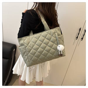 กระเป๋าสะพายไหล่แบบถือของผู้หญิงทำจากผ้าฝ้ายเรียบง่ายสำหรับช้อปปิ้งเสื้อผ้า2025ความจุมาก - Product Image 4