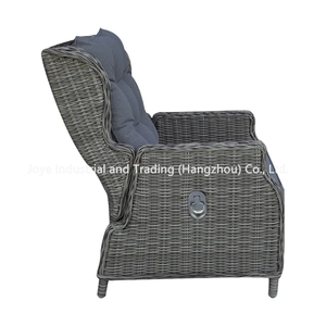 Chaise de jardin portable en rotin scandinave confortable et durable avec structure en aluminium pour usage extérieur, parcs, villas et hôtels - Product Image 3