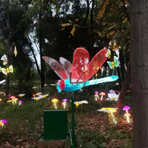 Outdoor IP65 impermeável LED dinâmico acrílico libélula borboleta luz