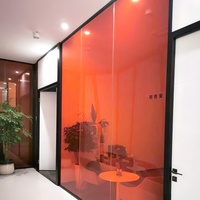 Verre feuilleté intelligent bleu commutable et trempé pour salle de bain, mur rideau industriel moderne, décoration d'escalier extérieur