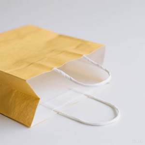 KM 31*11.5*25cm Vente en gros OEM/ODM Faible MOQ Prix compétitif Sacs en papier à fond plat avec poignées torsadées - Product Image 6