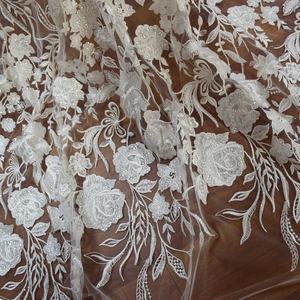 Tessuto di pizzo da sposa all'ingrosso <span class=keywords><strong>bianco</strong></span> <span class=keywords><strong>Tulle</strong></span> <span class=keywords><strong>ricamato</strong></span> per la sfilata di moda con paillettes lacci HY0883 - Product Image 3