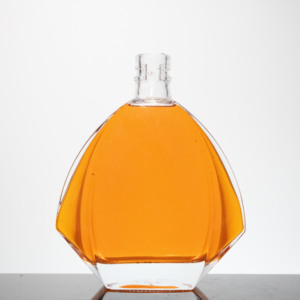 Bouteille de brandy plat en cristal clair 700ml bouteille en verre de qualité supérieure pour brandy vodka tequila - Product Image 4