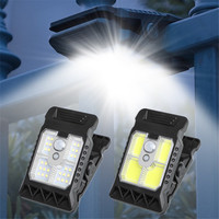 Lampe solaire multifonctionnelle d'extérieur étanche à 3 modes avec détecteur de mouvement
