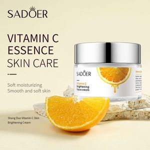 SADOER OEM <span class=keywords><strong>Prix</strong></span> de vente direct d'usine Crème pour le visage Crème nourrissante hydratante à la vitamine C biologique Crème pour le visage en gros - Product Image 3