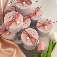 Boîte d'emballage de cadeau de mariage personnalisée boîtes cylindriques rondes en fer blanc boîtes de bonbons de luxe avec ruban et autocollant