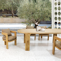Ensemble de table et de chaises de salle à manger en bois massif moderne pour l'extérieur, avec finition en teck durable, imperméable et résistante aux UV, pour hôtels et villas