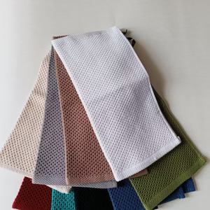 Lo strofinaccio a <span class=keywords><strong>nido</strong></span> <span class=keywords><strong>d</strong></span>'<span class=keywords><strong>ape</strong></span> del modello del tessuto normale del cotone per la cucina è eccellente nell'assorbimento di acqua - Product Image 1