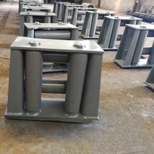 Pedestal de cuña de rodillo de plomo de cuatro puntos con 4 rodillos para amarre seguro de barcos - Product Image 4