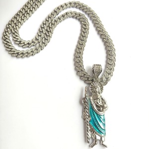 Pendentif Hip-Hop pour Enfants en Gros, Breloque Jude en Tissu Vert avec Perle Plaqué Or pour Fêtes - Product Image 1