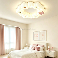 Plafonnier moderne en forme de nuage crème avec décor de papillon rose, dimmable, mignon, pour chambre de filles, chambre d'enfants, lampe de plafond LED