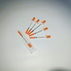 Jeringas de Insulina Veterinaria Personalizables, Jeringa de Insulina de 1 ml, Calibre 31 de 12 mm, Aguja Fina de 8 mm, Aguja de 1/2 Pulgada de 30 g - Product Image 5