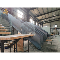 Escalier extérieur en métal préfabriqué en usine, escalier extérieur en acier galvanisé avec garde-corps en verre de sécurité