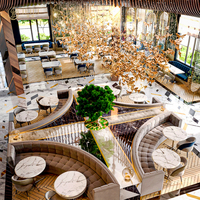Ensemble de restaurant personnalisé en gros, tables et chaises de restaurant commerciales, table basse ronde en cuir, adaptée aux hôtels, cafés, stands