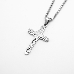 Cruz <span class=keywords><strong>gran</strong></span> pared <span class=keywords><strong>patrón</strong></span> religioso anti no deslustre impermeable Acero inoxidable moda joyería colgante collares hombres al por mayor - Product Image 3