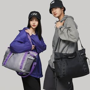 Bolsos de Mano Resistentes al Agua para Hombre y Mujer, Bolsos Cruzados con Correa Ajustable para el Hombro, para Viajes, Deportes y Fitness al Aire Libre, Moda de Verano y Otoño - Product Image 6