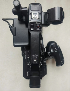 กล้อง Sony Fs5M2 มือสองขายส่ง พร้อมเลนส์ 18-105 มม. กล้อง 4K HDR รุ่น NXCAM - Product Image 2
