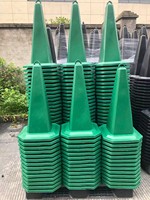 30 Zoll 75cm 90cm Robuster Quadratischer Verkehrsleitkegel PVC PU KD Abnehmbarer Sockel Prismatischer Reflektorkragen in Ingenieurqualität für Autobahnen