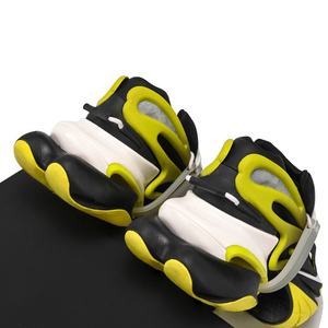 Zapatillas de Baloncesto de Diseño de Alta Calidad para Hombre, con Parte Superior de Malla, Soporte de Arco, Transpirables, con Suela Gruesa y Amortiguación, Estilo Chunky y de Moda - Product Image 3